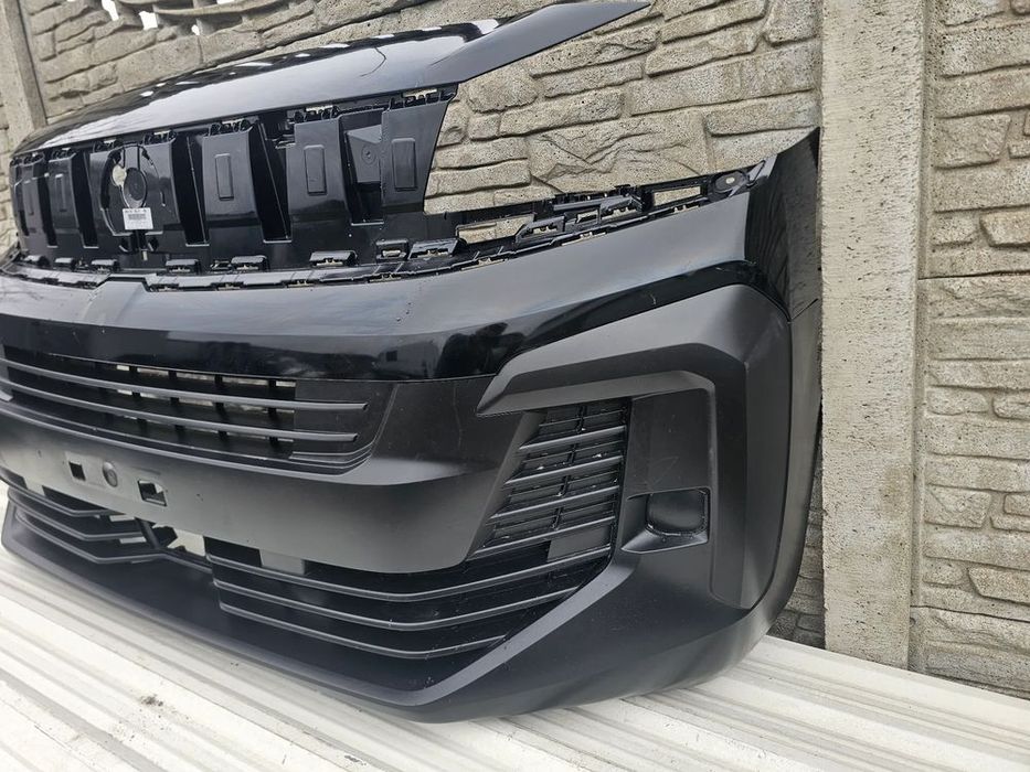 peugeot vivaro c   zderzak przod