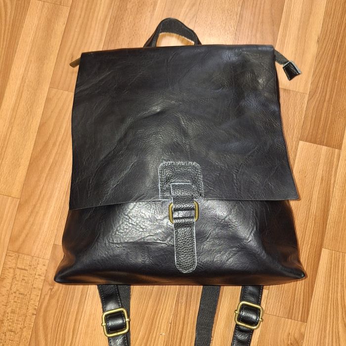 Рюкзак , чорний, жіночий.