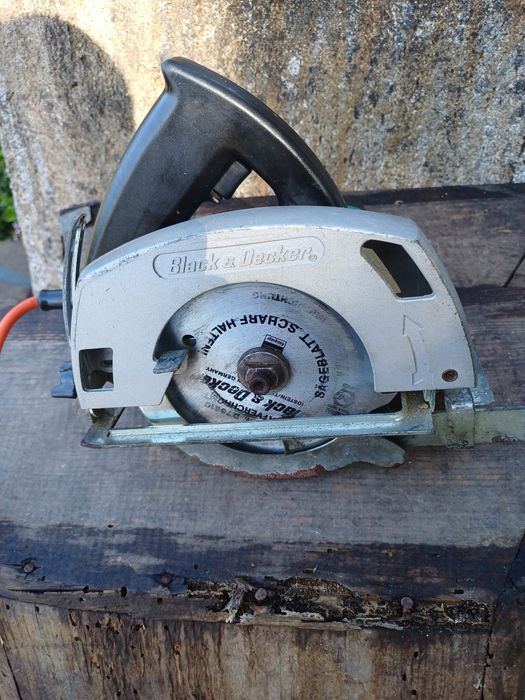Serra circular Black&Decker
