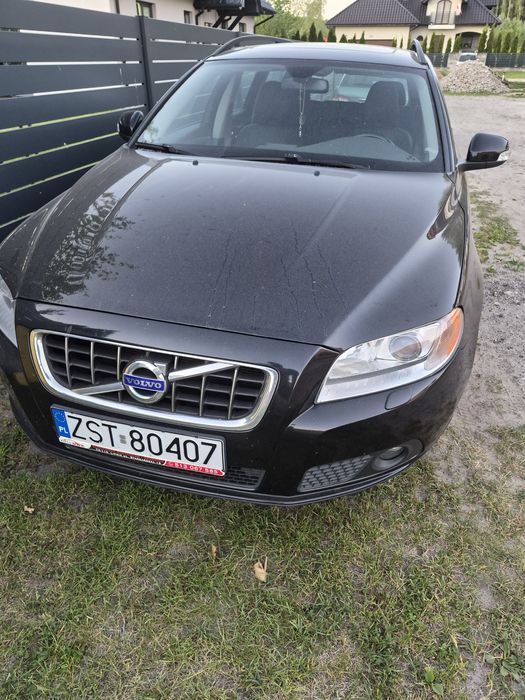 VOLVO V 70 ,2009
