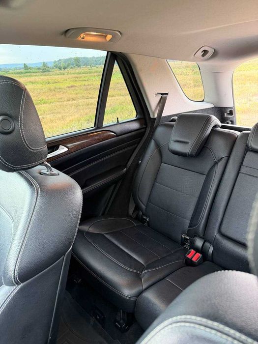 Mersedes-benz ML-350 2013