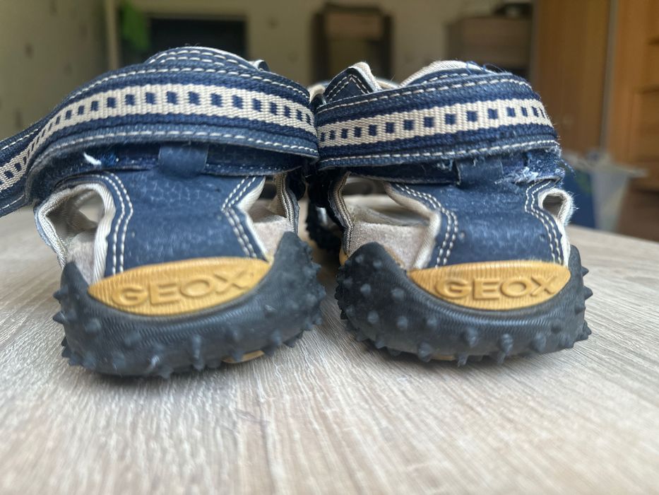 Sandały Geox  36