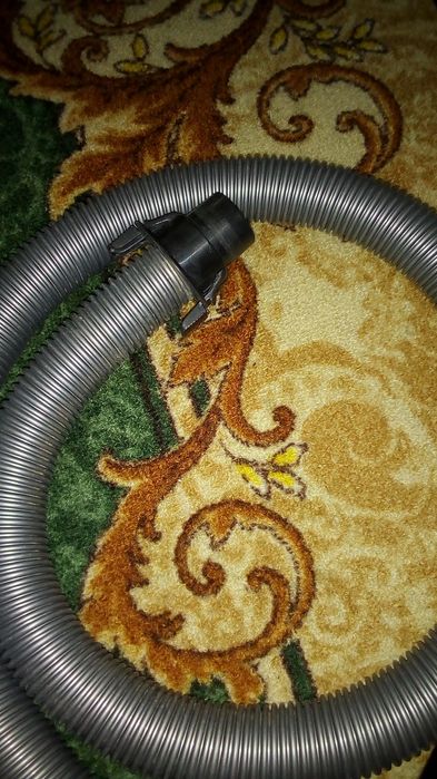 ШЛАНГ пылесоса в ОТЛИЧНОМ состоянии