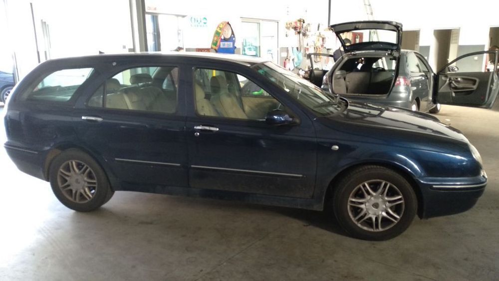 Portas Lancia Lybra SW 1.9 JTD de 1999