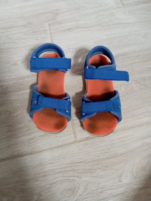 Sandały adidas 28