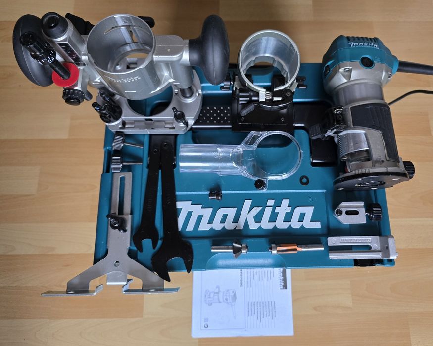 MAKITA RT0700C X2J Frezarka 230V RegulowaneObroty Walizka Ładna ZESTAW