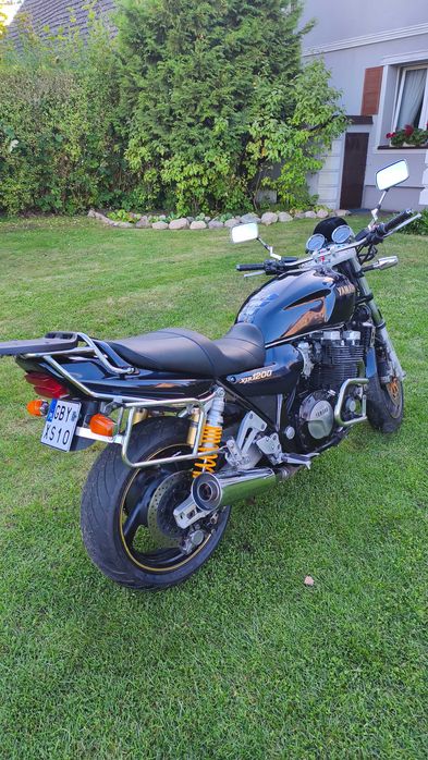 Yamaha XJR 1200 legenda