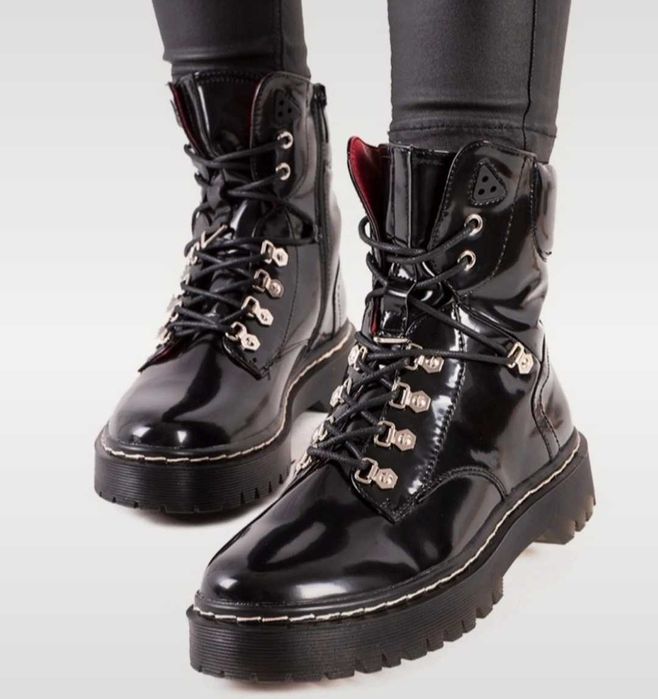 Czarne lakierowane botki 37 workery