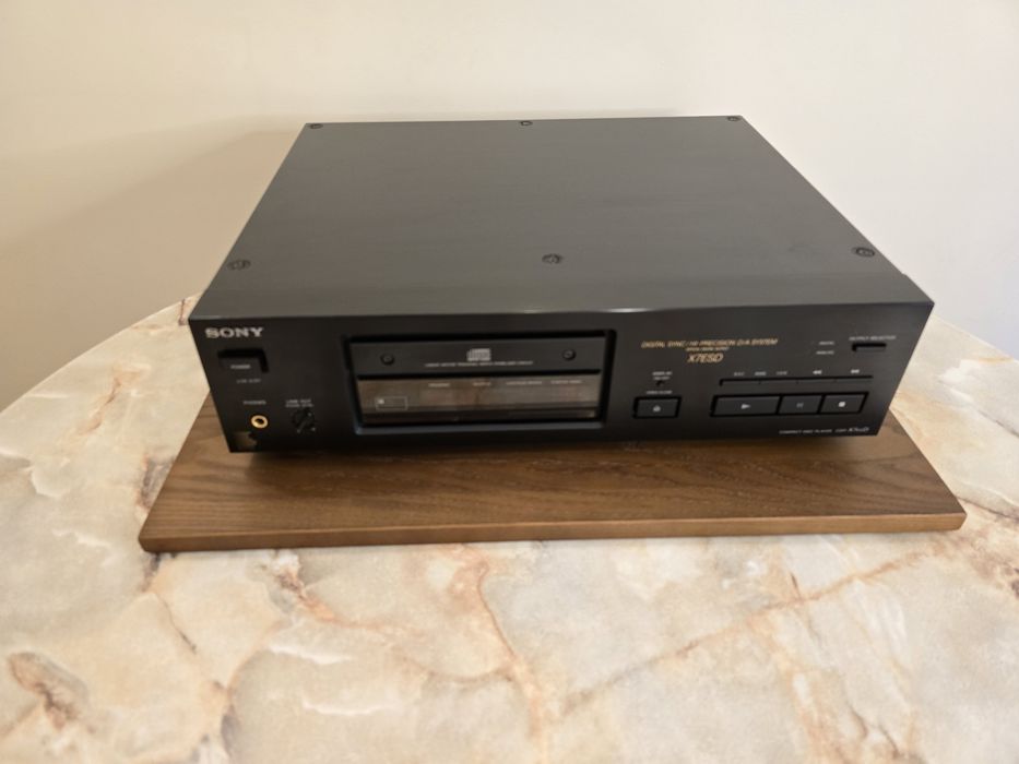 Sony  CDP-X7ESD Легендарний референсний  CD програвач.