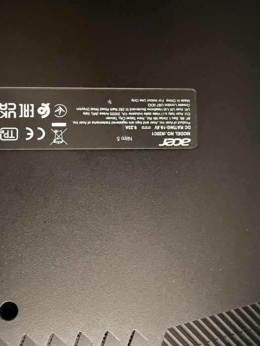 Sprzedam Acer Nitro 5 – RTX 3050 / 32 GB RAM / SSD 512 / i5-11400H