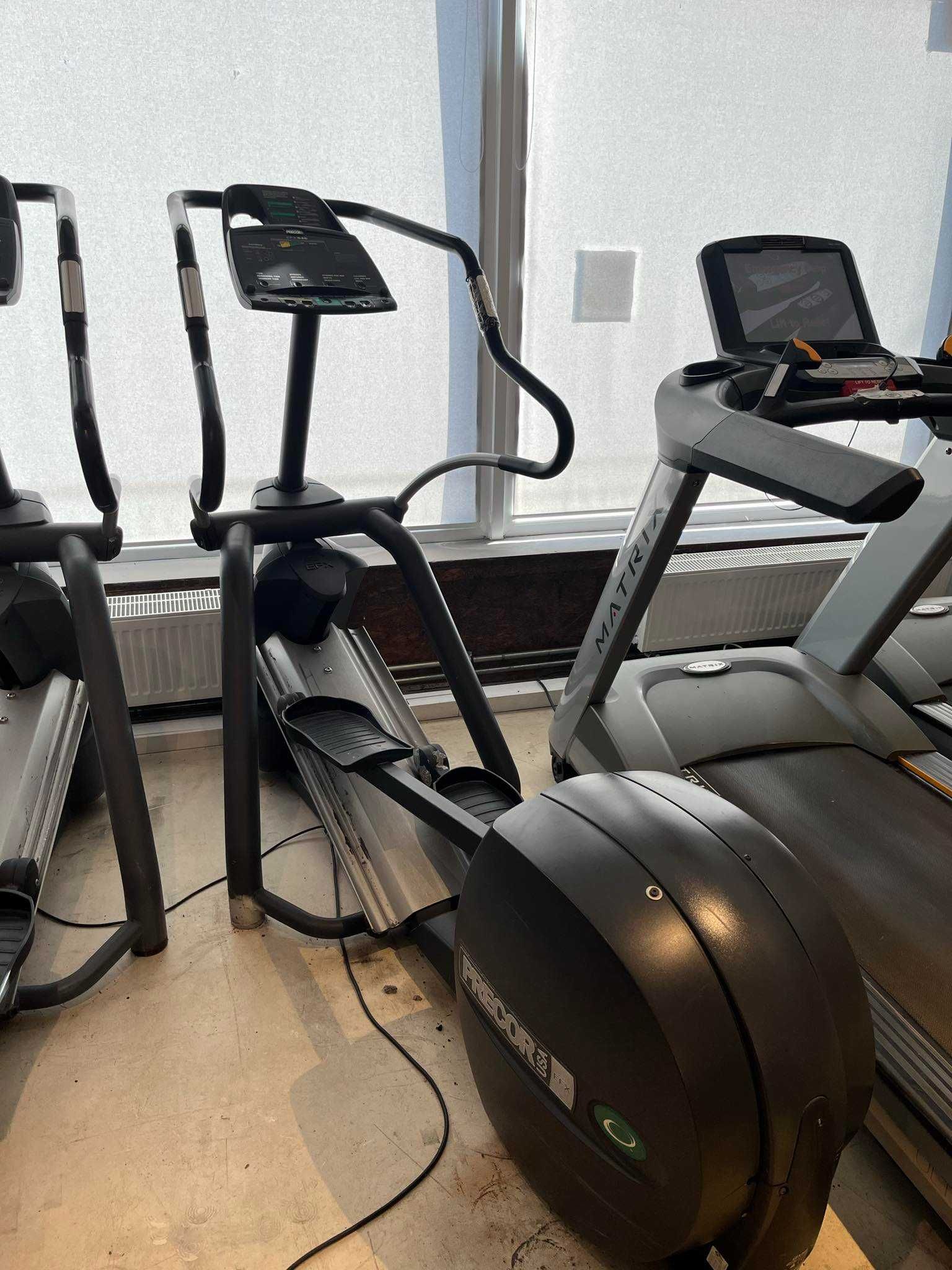 Orbitrek precor efx 546i hotsell