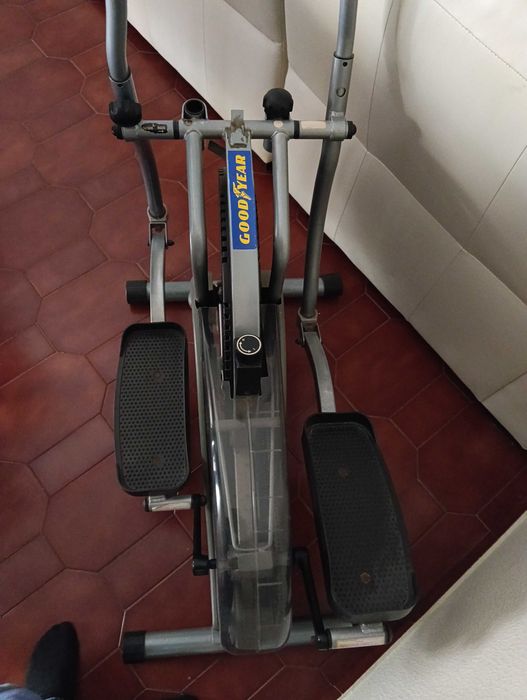 Elliptical Machine458255575119319041