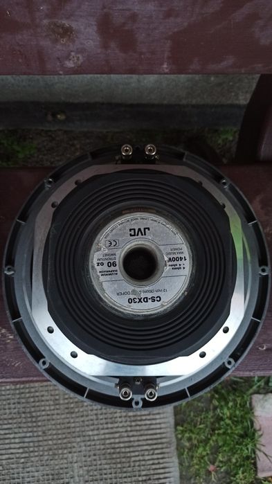 ПРОДАМ   акустику в машину  JVC, усілок  SONY