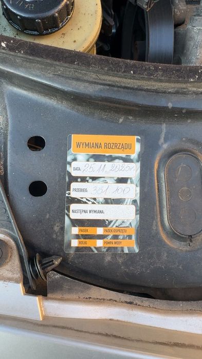 Renault laguna 2 czytaj opis
