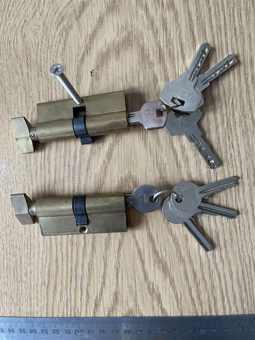 Замок для вхідних дверей