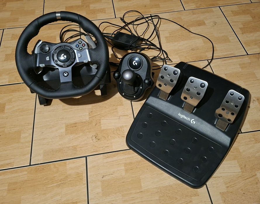 Kierownica Logitech g920