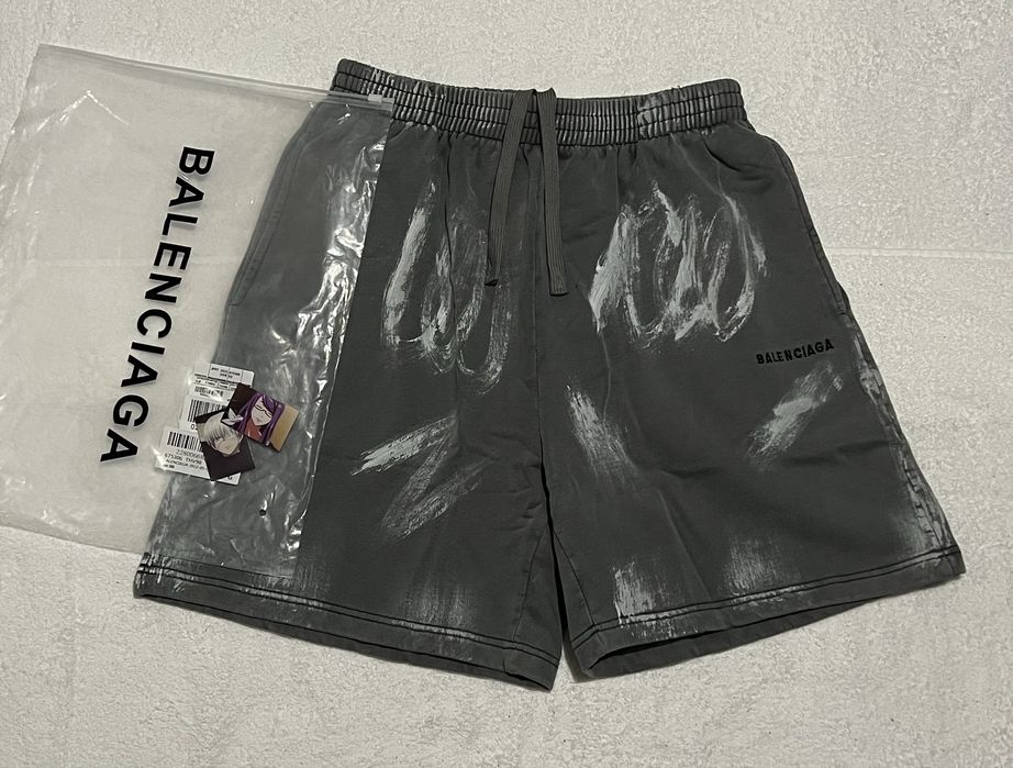 BALENCIAGA shorts,шорти (весна,шорти,шорты)