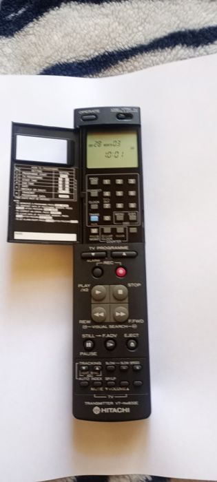 Pilot do  magnetowidu Hitachi VT-RM832E