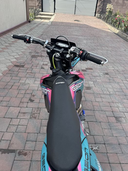Geon dakar GNS 300
