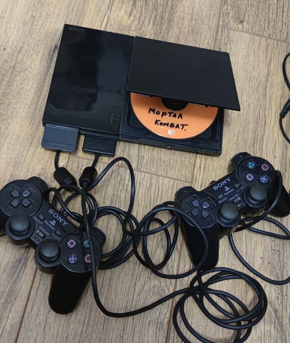 Продам приставку Сони Плейстейшен 2
