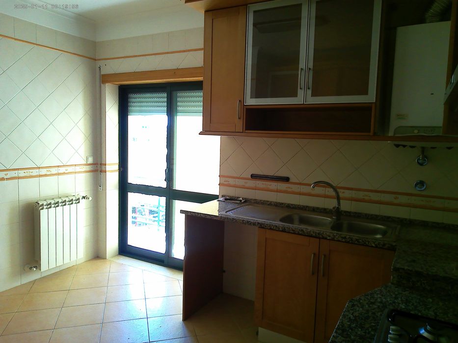 ALUGO Apartamento  em Ferreira Zêzere  T2