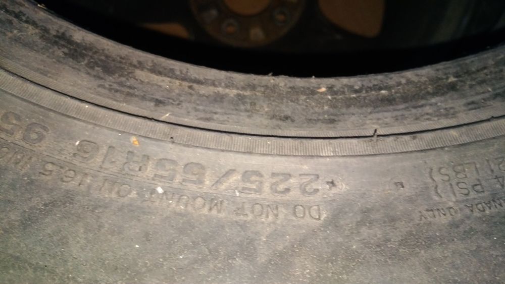 Продам колеса 225/55/16 мишелин.