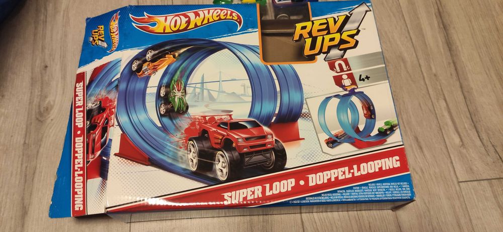 Hot Wheels Pętla