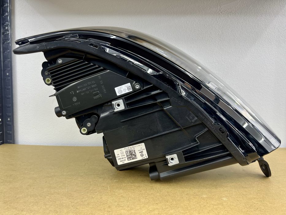 Lampa lewy przód Vw T6 Lift Full LED MATRIX. Kompletna, EU, Cała.