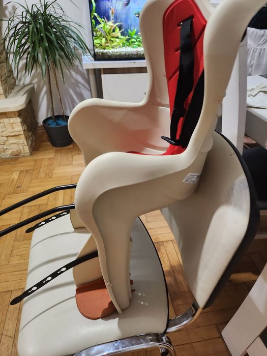 Fotelik do roweru  do 22 kg