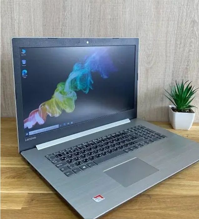 LENOVO ideapad 330-17 AMD A6-9225 RADEON R4 / RAM 8 Гб, HDD 1 Тб