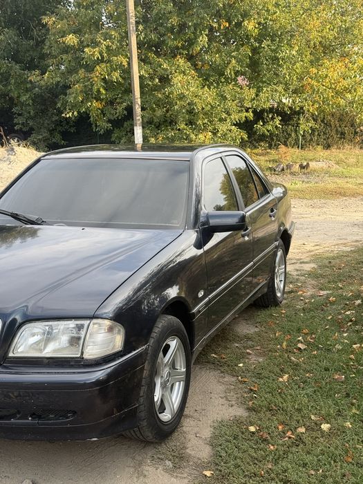 Продам Мерседес С180