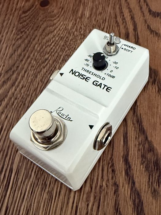 Педаль Noise Gate шумоподавления Rowin