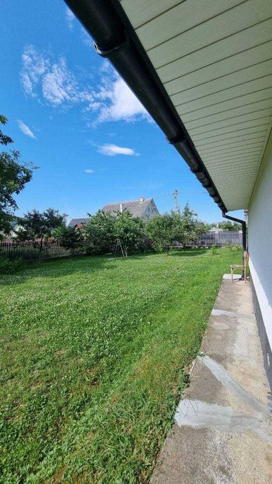 Продається стильний жилий будинок з меблями та технікою