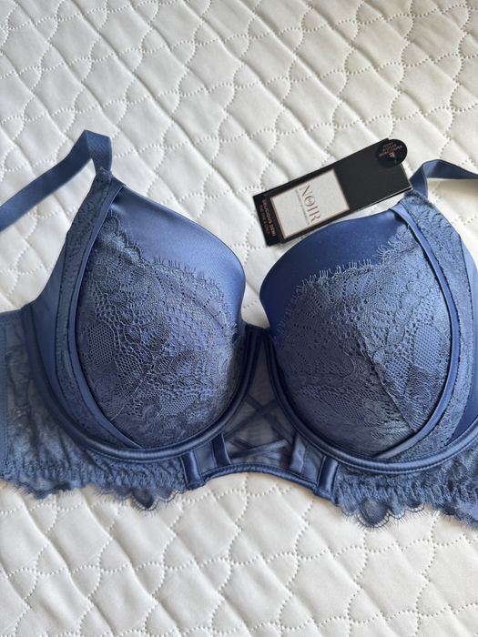 Продам бюст 75/е hunkemoller коллекция Noir