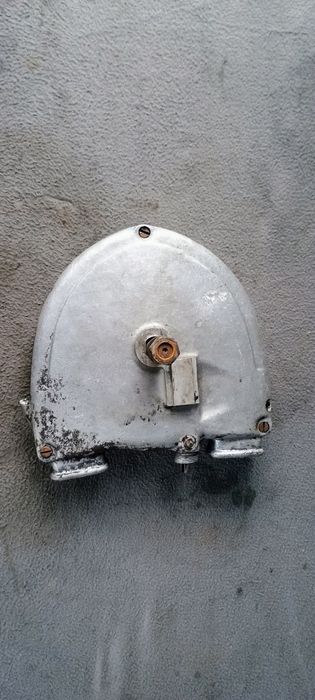 Obudowa osłona zębatki MZ rt 125 kompletna zębatka