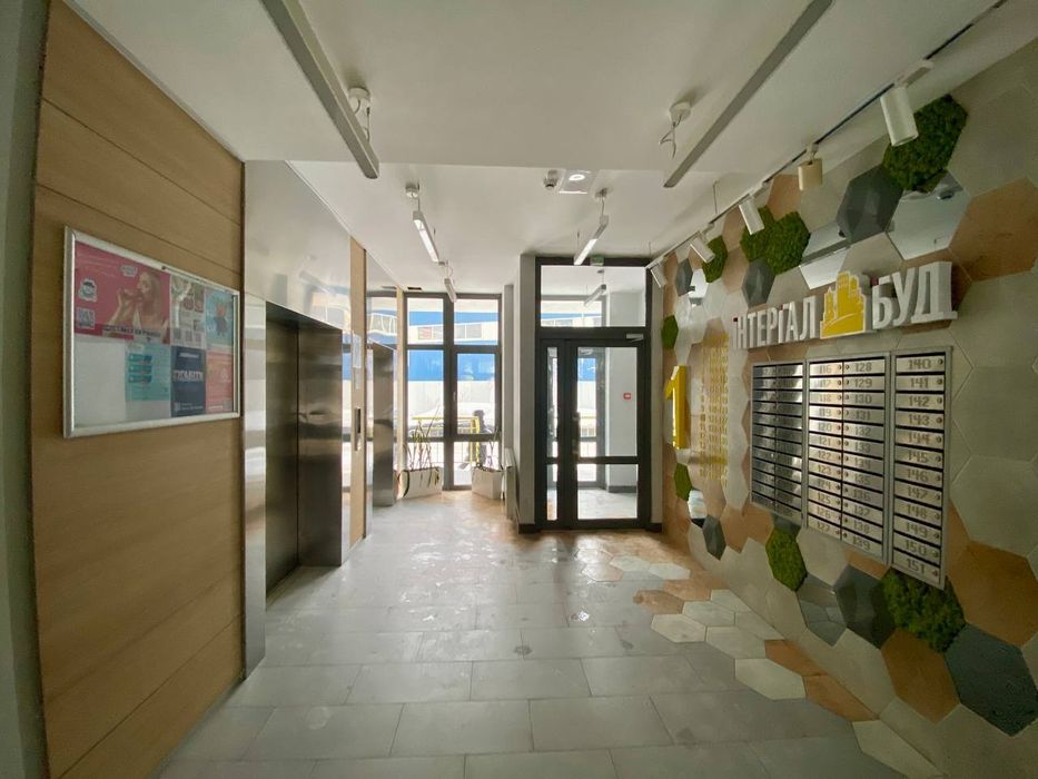 Продаж 3к квартири Подільський р-н Івана Виговського 10Е