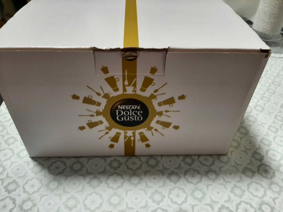Chávenas grandes meia de leite dolce gusto. São de coleção.