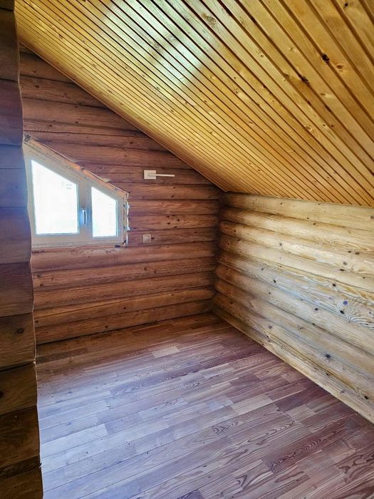 Продам будинок в ближньому передмісті з ремонтом, Красносілка (197-264)