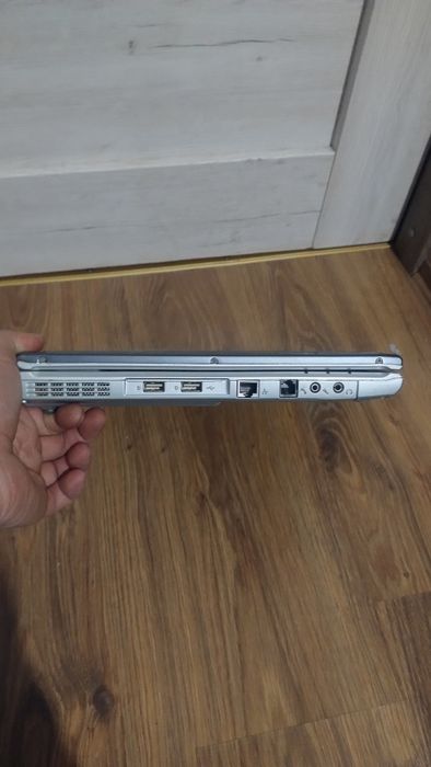 Laptop Gericom Celeron M 1500 ,256mb 40gb combo overdos34040c
