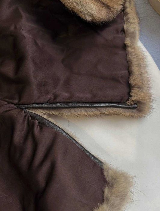 Жилетка хутряна,  ідеальний стан