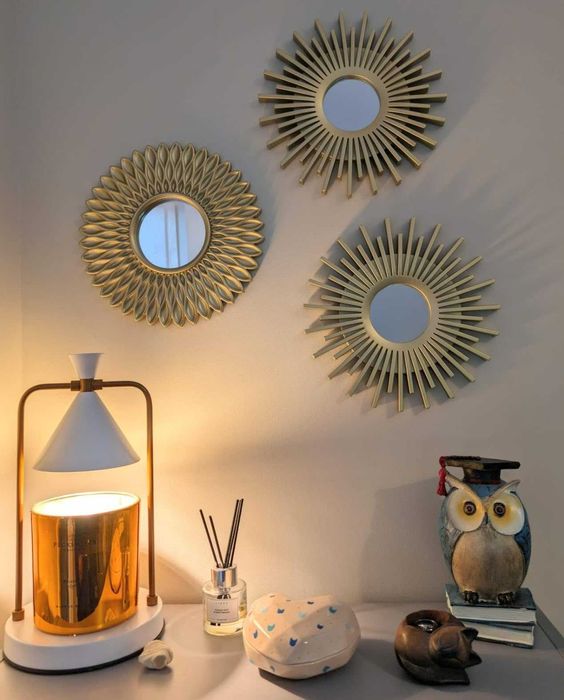 Dekoracja zestaw 3 luster w złotych ramkach do domu na ścianę