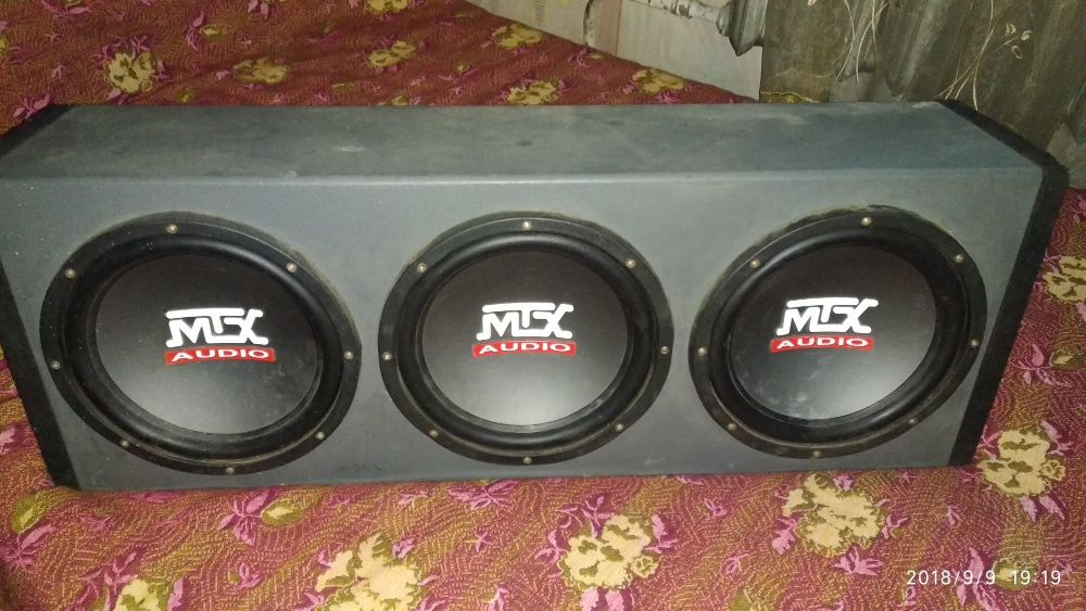 продам саббуфер мтх 1800 ват з моноблоком мтх