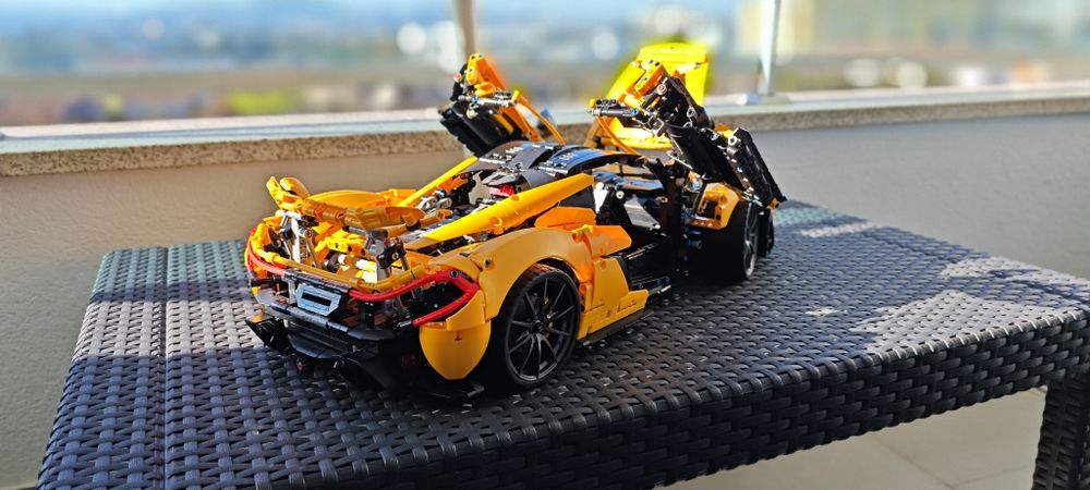 McLaren P1 technic 42172 de 3893 peças