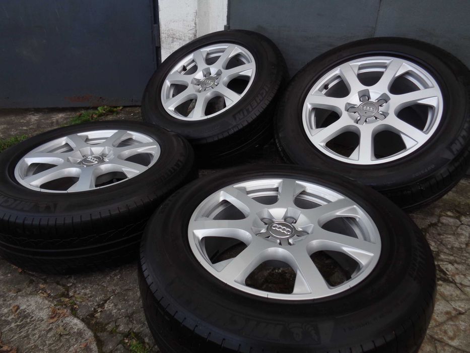 Oryginalne alufelgi AUDI Q5 17 cali 5x112 ET39 + opony letnie