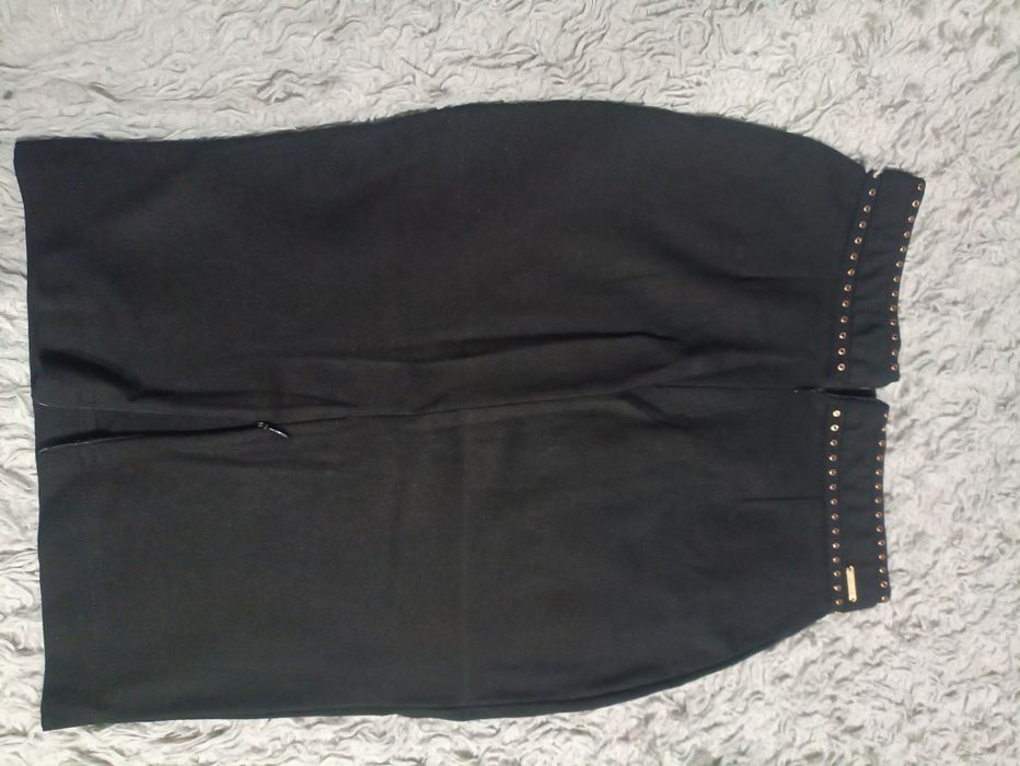 Spódnica czarna Guess S