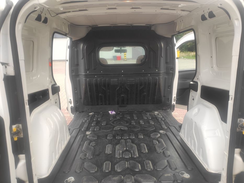 Sprzedam prywatnie fiat Doblo 1,3 multijet diesel