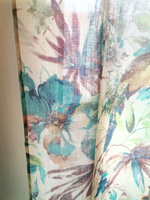 Tropical Curtain64729935005569124
