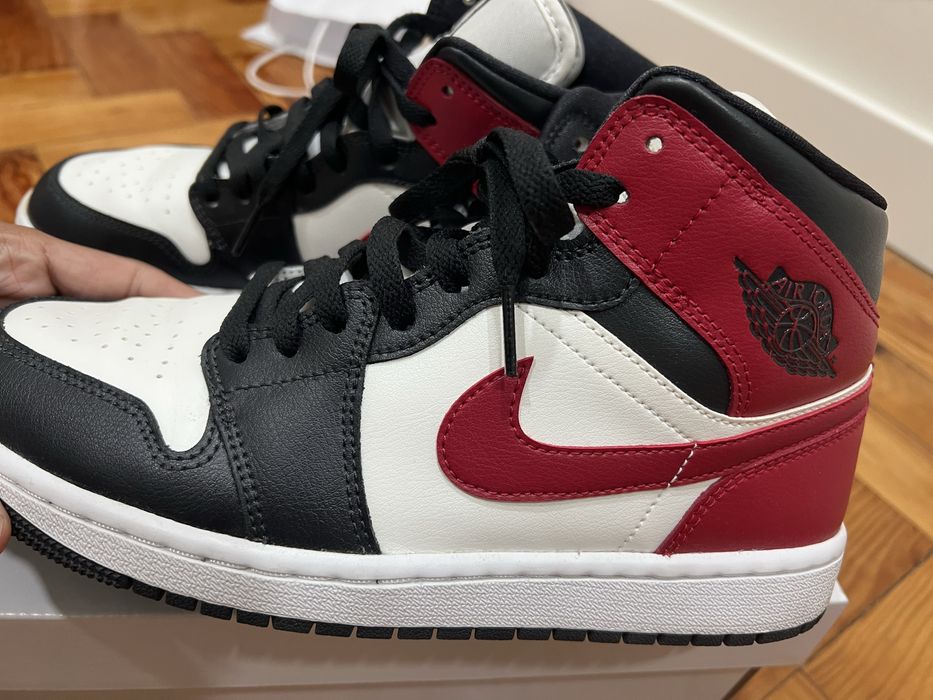 Air Jordan 1 mid