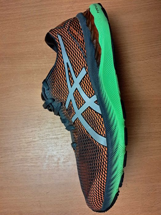 Оригинальные кроссовки  Asics  размер 46