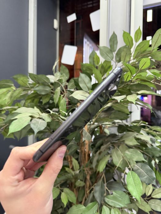 iPhone 11 64GB Black